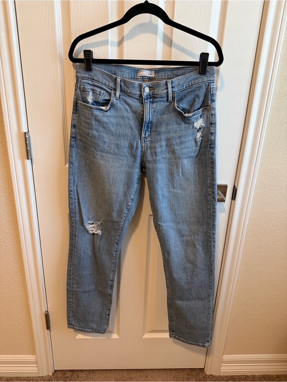 LOFT Super Soft Girlfriend Light Wash Distressed Women's Jeans